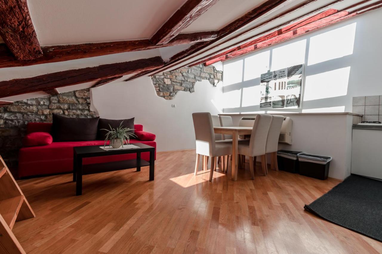Apartments Music House ピラン エクステリア 写真