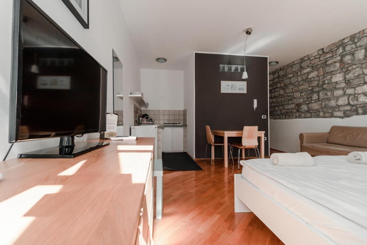 Apartments Music House ピラン エクステリア 写真