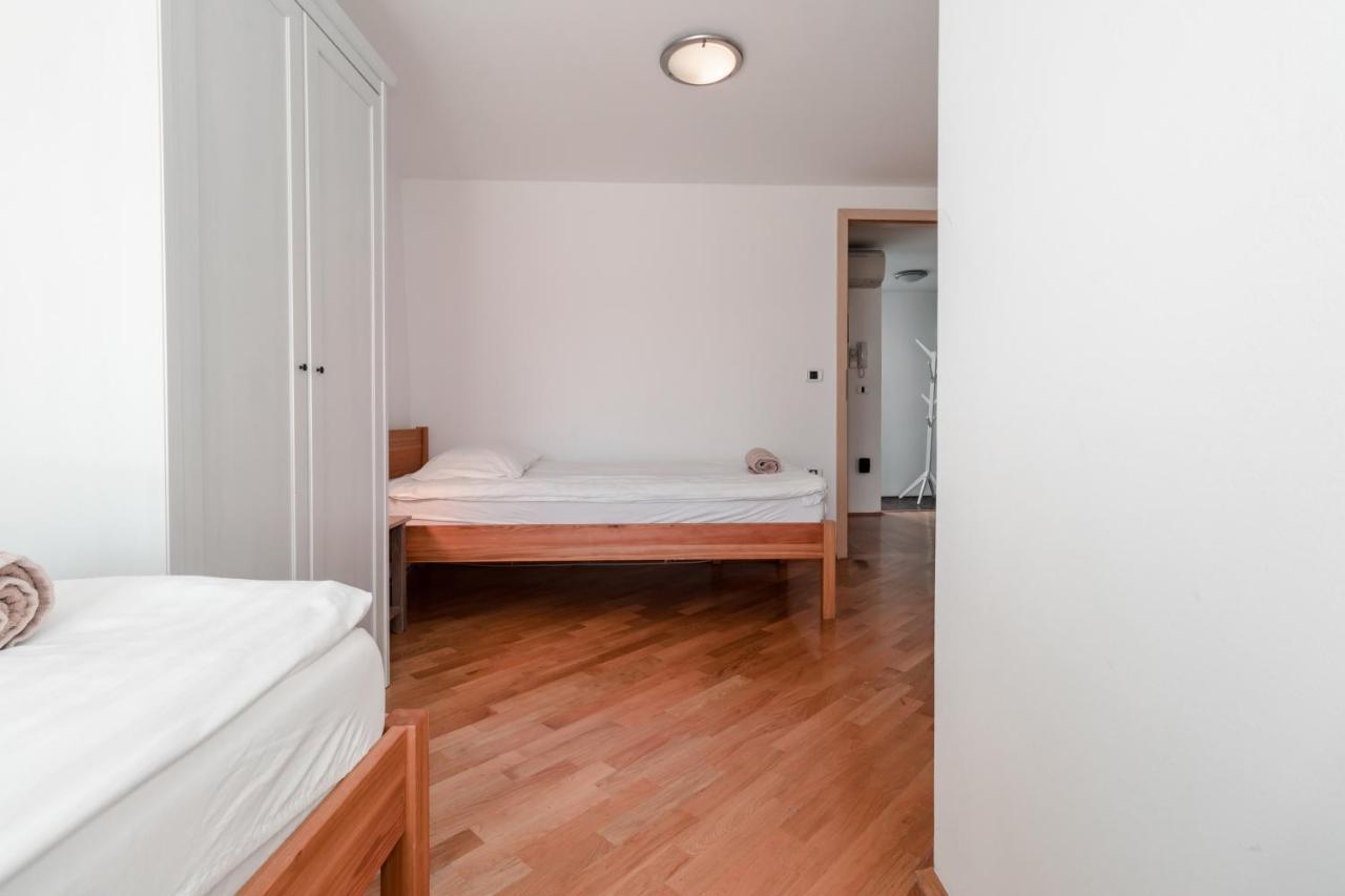 Apartments Music House ピラン エクステリア 写真